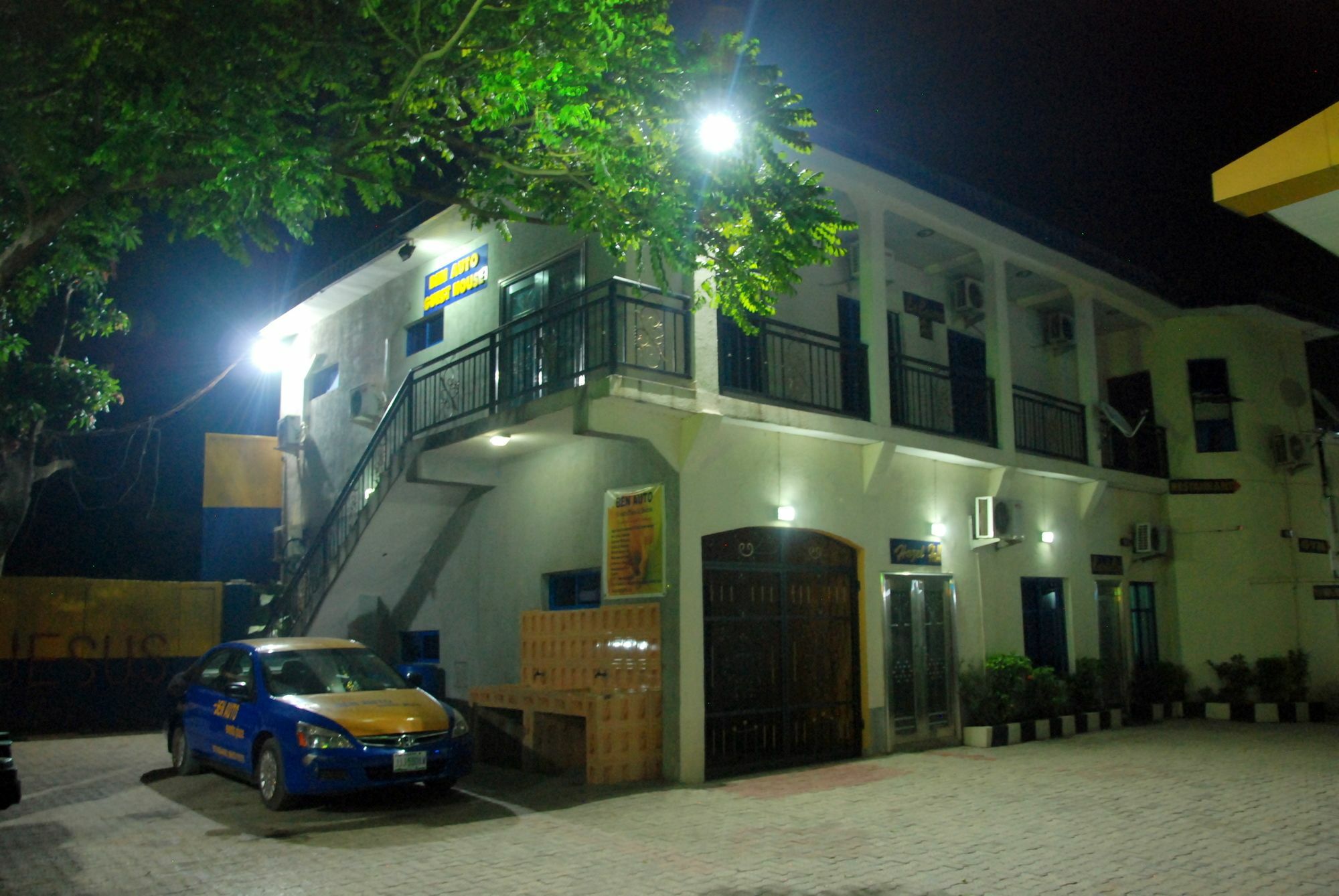 Ben Auto Hotel 拉各斯 外观 照片